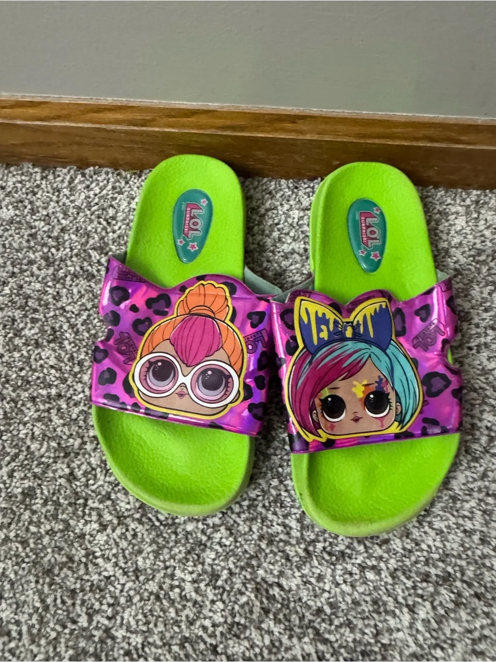 L.O.L. Surprise! Girls Black & Neon Green Character Slide Sandals Size 12/13